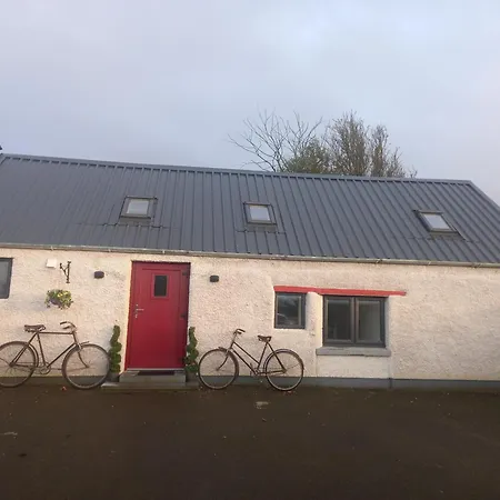 Kitty's - Horse And Jockey, Cashel Holiday home *