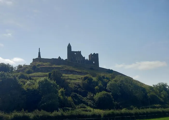 Kitty's - Horse And Jockey, Cashel Semesterbostad